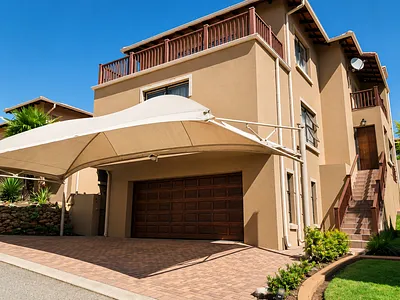 4 Bedroom House For Sale in Risiville, Vereeniging - 1bqq.webp