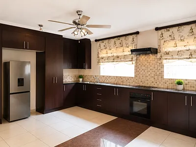 4 Bedroom House For Sale in Risiville, Vereeniging - Huyc.webp