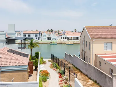 2 Bedroom House For Sale in Velddrif - b4rG.webp