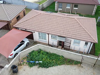 3 Bedroom House For Sale in Nigel - img