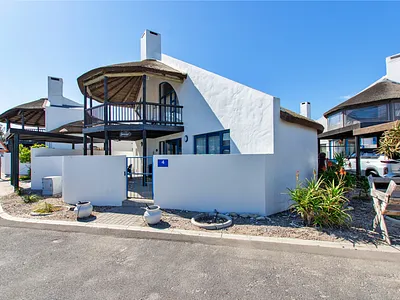 3 Bedroom House For Sale in Velddrif - 8OxW.webp