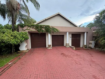 4 Bedroom House For Sale in Rustenburg - NAYC.webp
