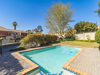 3 Bedroom Apartment For Sale in Sandton - VSkB.webp