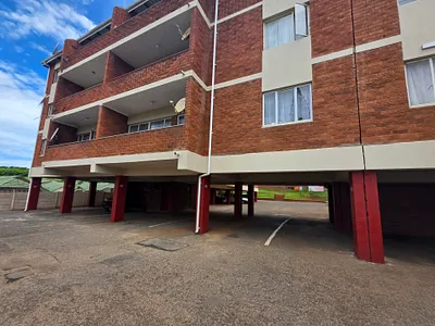 3 Bedroom Apartment For Sale in Empangeni - xqDp.webp