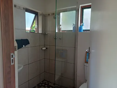 1 Bedroom Apartment To Rent in Hilton - img