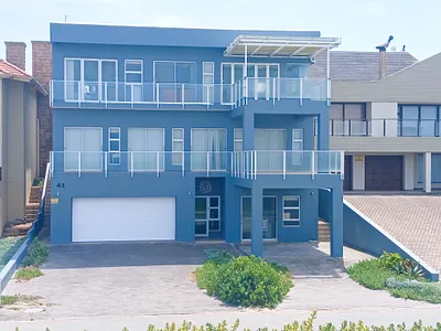 6 Bedroom House For Sale in Stilbaai East, Stilbaai - Sqtt.webp