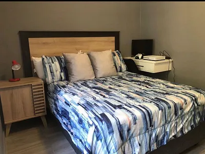 3 Bedroom Apartment To Rent in Cape Town - WtSf.webp