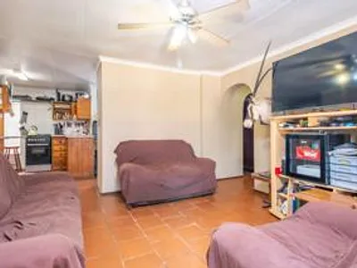 3 Bedroom House For Sale in Pretoria - img