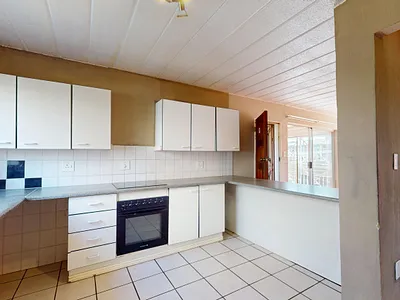 2 Bedroom Townhouse For Sale in Boksburg - j7Iu.webp
