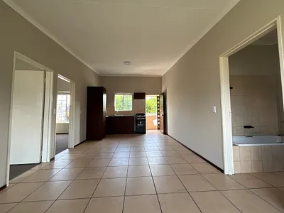 2 Bedroom Townhouse For Sale in Benoni - NjA4.webp