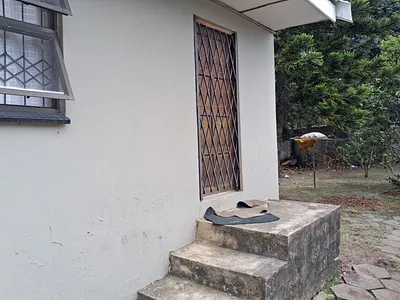 1 Bedroom Apartment To Rent in East London - RuU1.webp