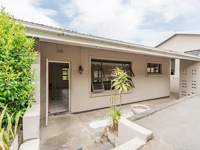 3 Bedroom House For Sale in Durban - 7WZq.webp
