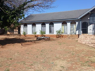 4 Bedroom House For Sale in Heidelberg - AOzs.webp