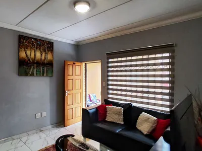 2 Bedroom Townhouse For Sale in Boksburg - Y1Dl.webp