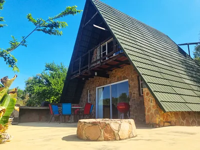 2 Bedroom House For Sale in Rustenburg - CCHd.webp