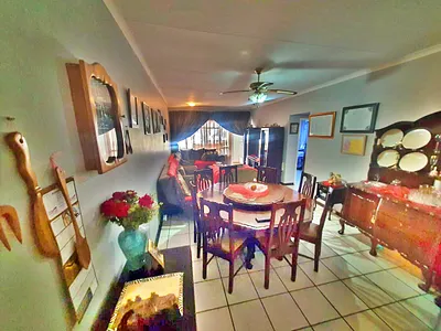 3 Bedroom Apartment For Sale in Potchefstroom - E68r.webp