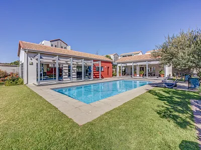 2 Bedroom Apartment For Sale in Sandton - LTJU.webp