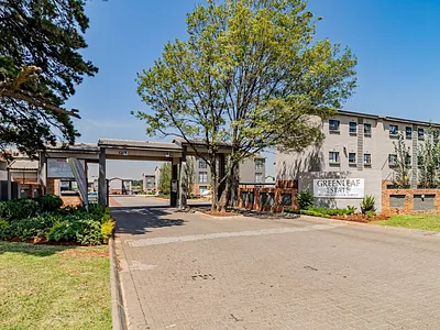 2 Bedroom Apartment For Sale in Brakpan - HBcx.webp