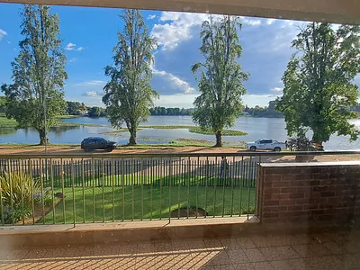 2 Bedroom Apartment To Rent in Roodepoort - img