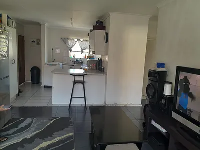 2 Bedroom Townhouse For Sale in Midrand - NMzD.webp