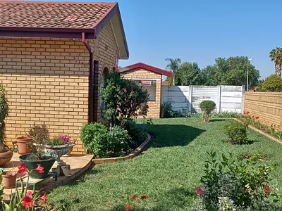 3 Bedroom House For Sale in Newcastle - JJks.webp