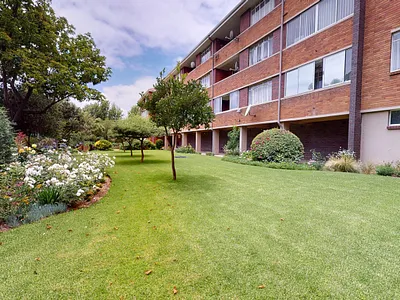 1 Bedroom Apartment For Sale in Germiston - OpLb.webp