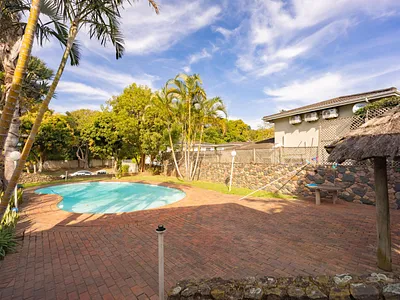 6 Bedroom House For Sale in Durban - Zc7Q.webp