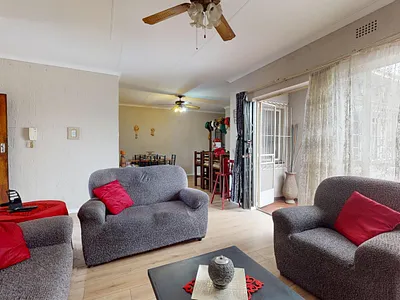 3 Bedroom Townhouse For Sale in Germiston - et5N.webp