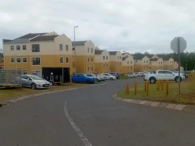 3 Bedroom Apartment For Sale in East London - qaUK.webp