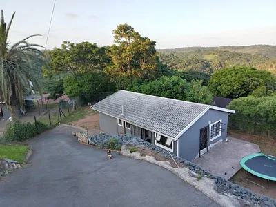 3 Bedroom House For Sale in Pinetown - Cbtw.webp