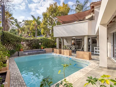 5 Bedroom House For Sale in Sandton - RPd0.webp