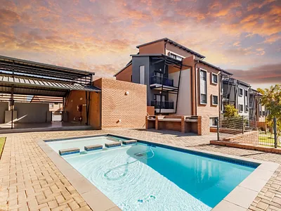 2 Bedroom Apartment For Sale in Midrand - 40ca.webp