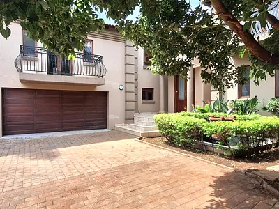 5 Bedroom House For Sale in Pretoria - QqUJ.webp
