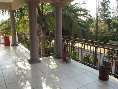 4 Bedroom House For Sale in Witbank - u3LO.webp