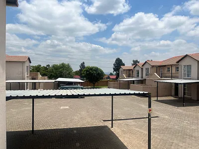 2 Bedroom Apartment For Sale in Alberton - L63j.webp