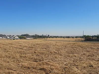 Vacant Land For Sale in Darling - ExmM.webp