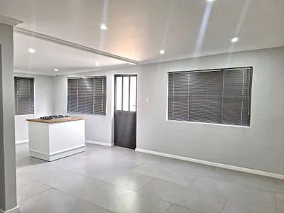 1 Bedroom Apartment To Rent in Despatch - Vf9c.webp
