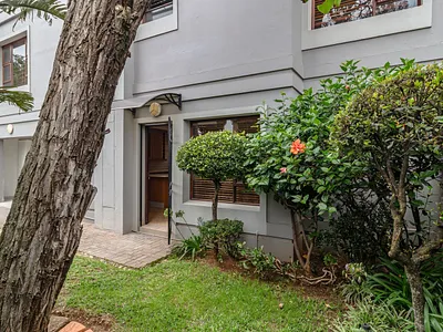 2 Bedroom Townhouse For Sale in Bedfordview - sXs3.webp