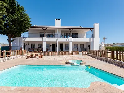 14 Bedroom House For Sale in Langebaan - buDC.webp