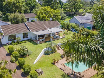 3 Bedroom House For Sale in Hillcrest - oo2V.webp