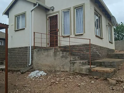 2 Bedroom House For Sale in Witbank - tTkG.webp