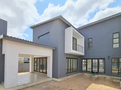 5 Bedroom House For Sale in Polokwane - DAN6.webp