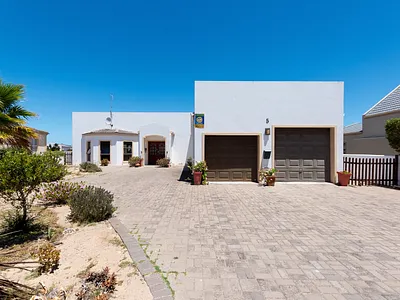 3 Bedroom House For Sale in Langebaan - QI7E.webp