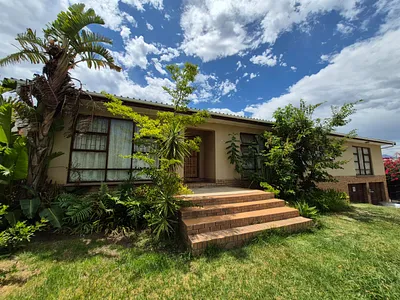 3 Bedroom House For Sale in Worcester - 0CVX.webp