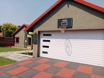 4 Bedroom House For Sale in Alberton - lpnM.webp