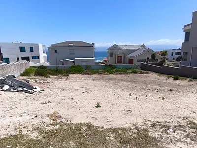 House For Sale in Gansbaai - tPBQ.webp