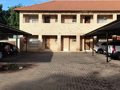 2 Bedroom Apartment For Sale in Lower Bo-dorp, Rustenburg - mEb9.webp