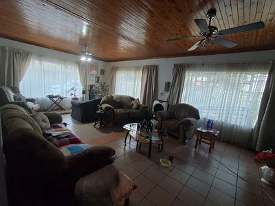 3 Bedroom House For Sale in Nigel - urfO.webp