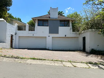 7 Bedroom House For Sale in Mthatha - IjVf.webp