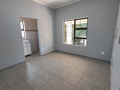2 Bedroom House For Sale in Heidelberg - S1xf.webp